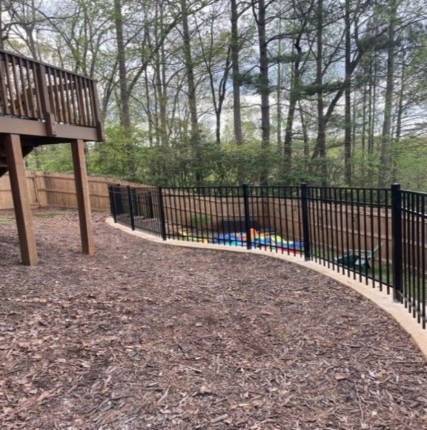 Fence & railing