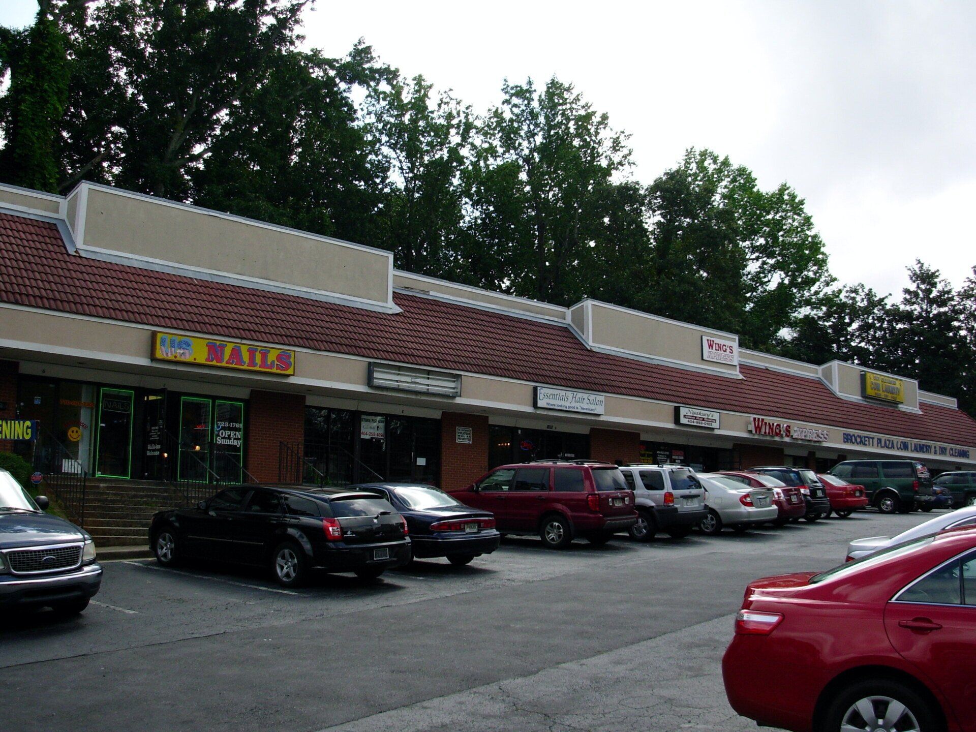 Ben Hill Plaza Photo