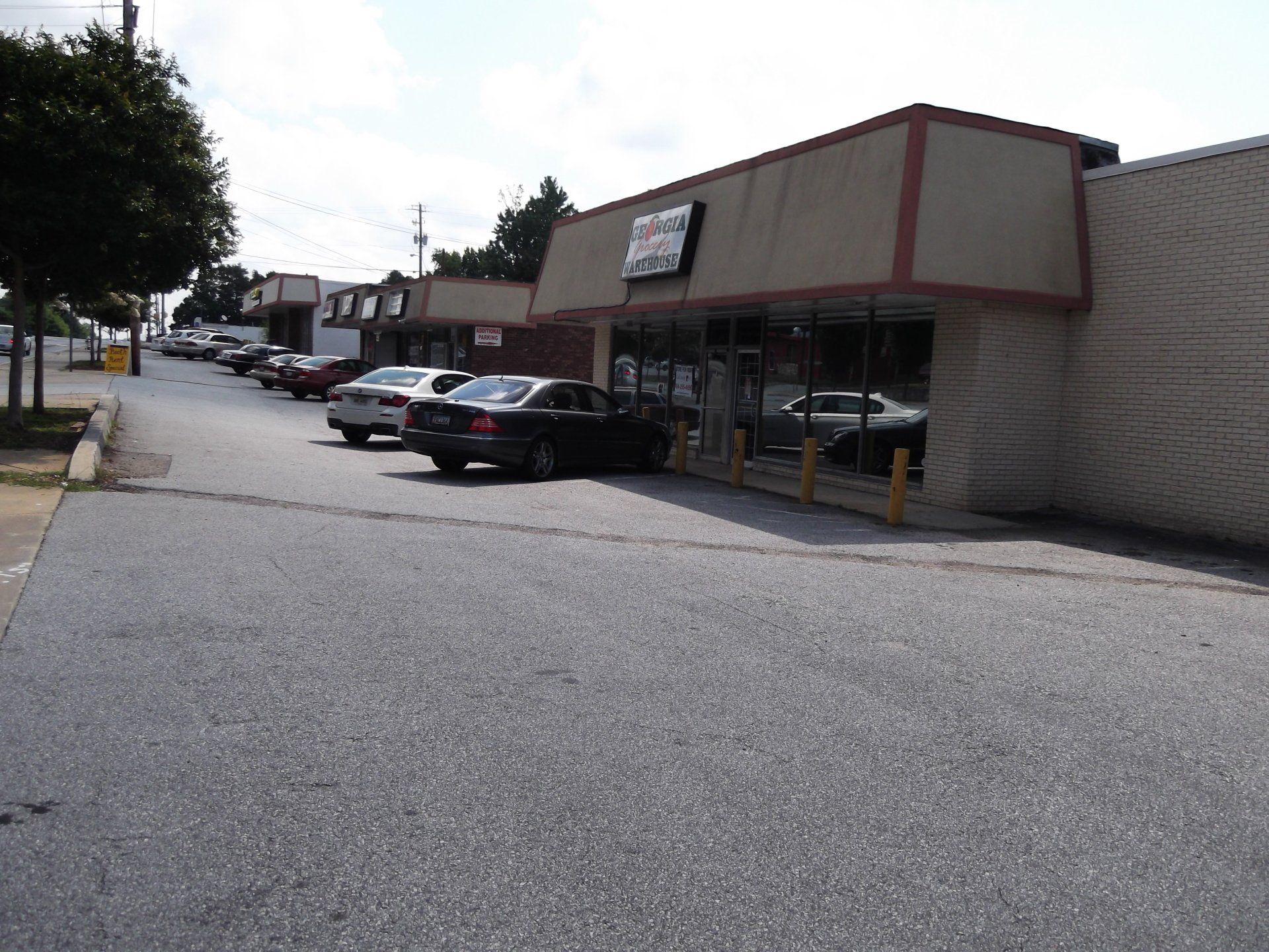 Ben Hill Plaza Photo
