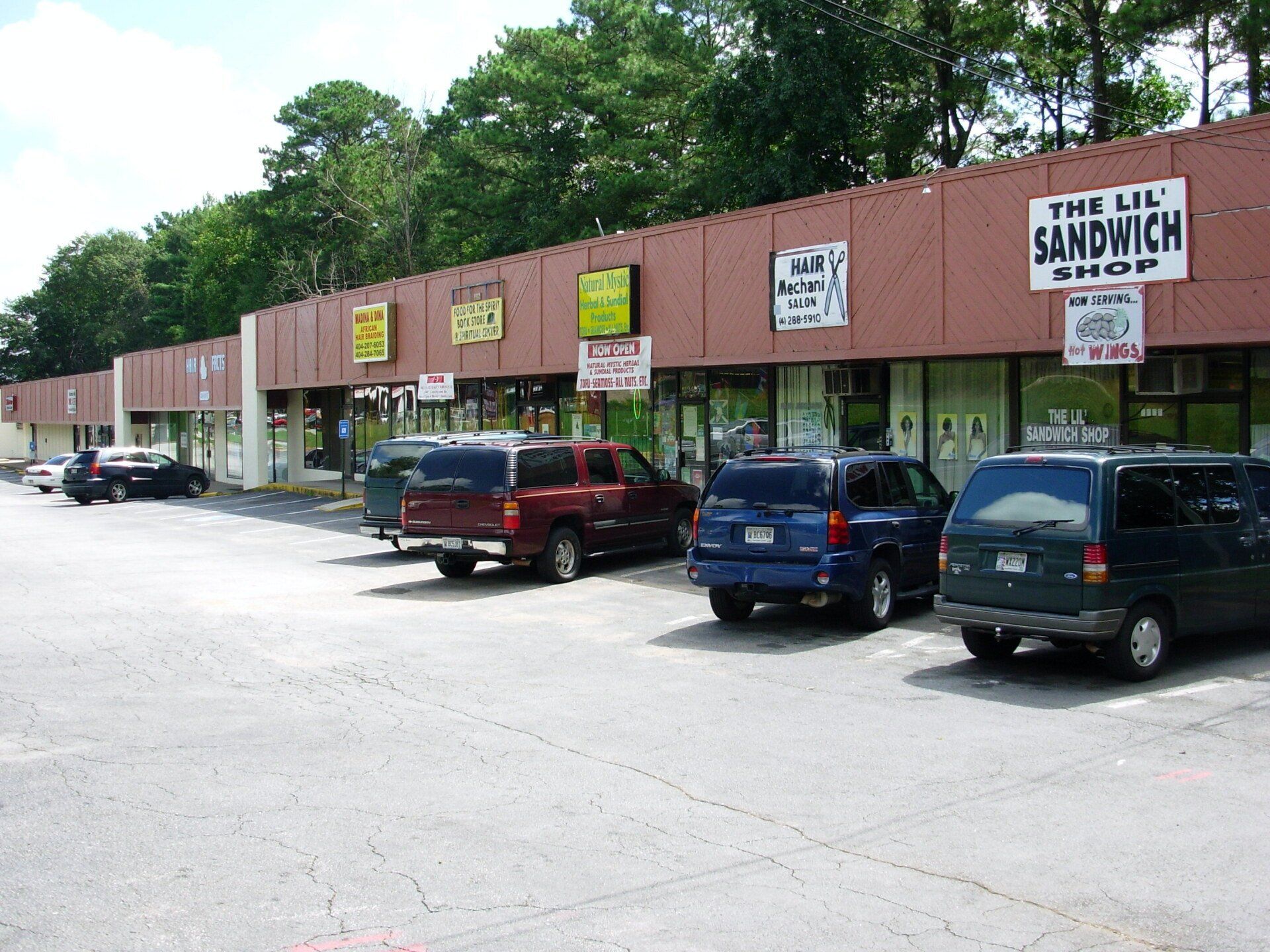Ben Hill Plaza Photo