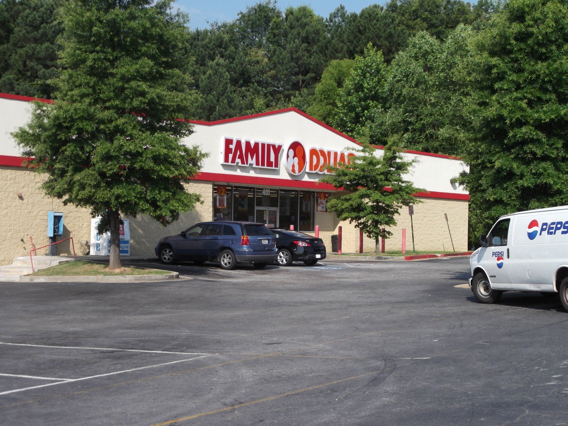 Ben Hill Plaza Photo