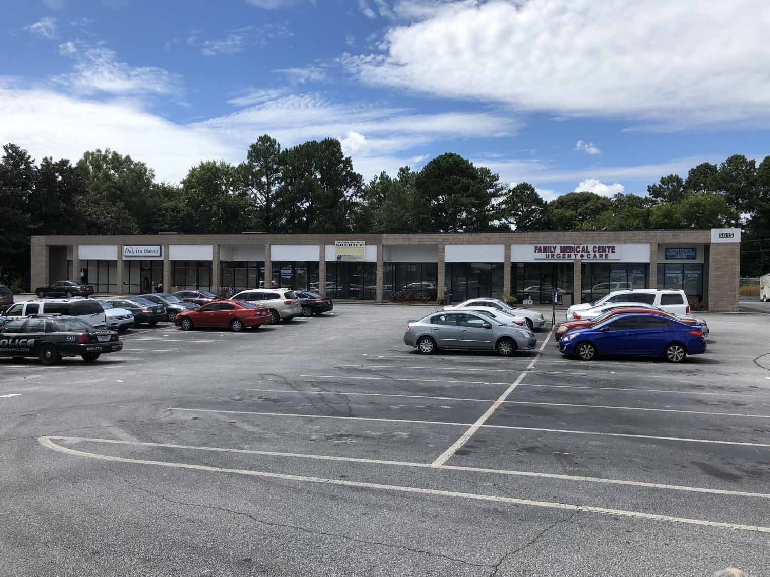 Ben Hill Plaza Photo
