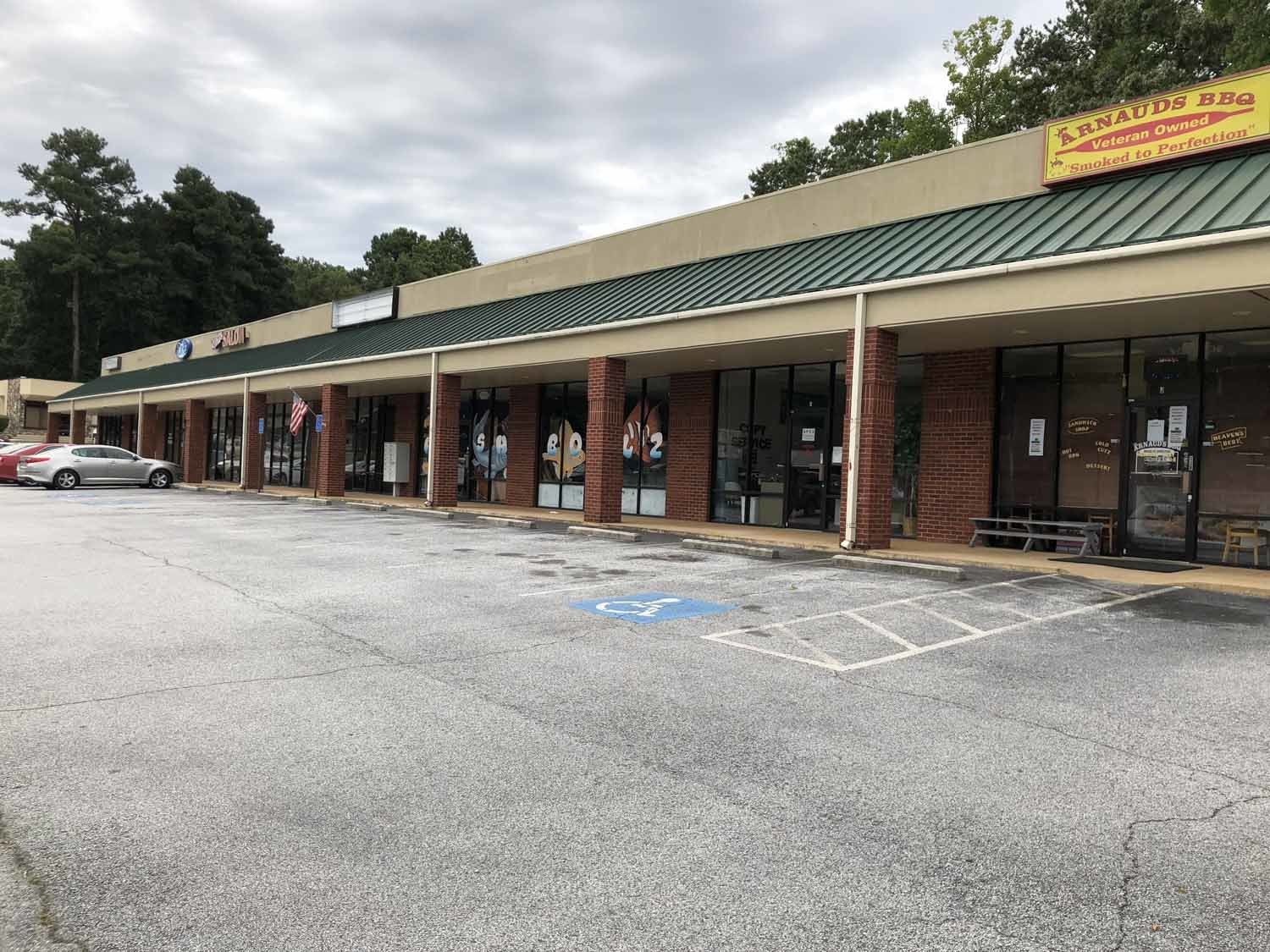 Ben Hill Plaza Photo