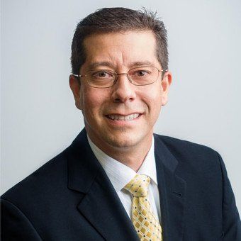 Dr. Andrés Guerra