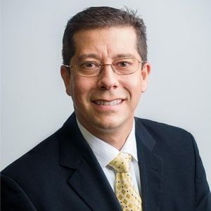 Dr. Andrés Guerra