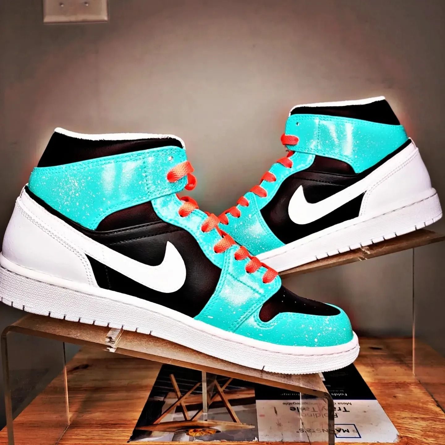 Custom Retro Jordan 1 mid