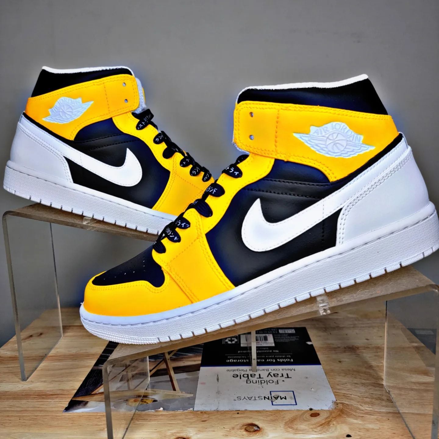 Custom Retro Jordan 1 mid