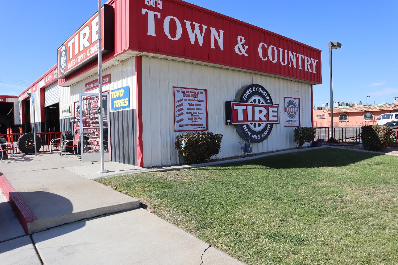 RECENT GALLERIES Town & Country Tire