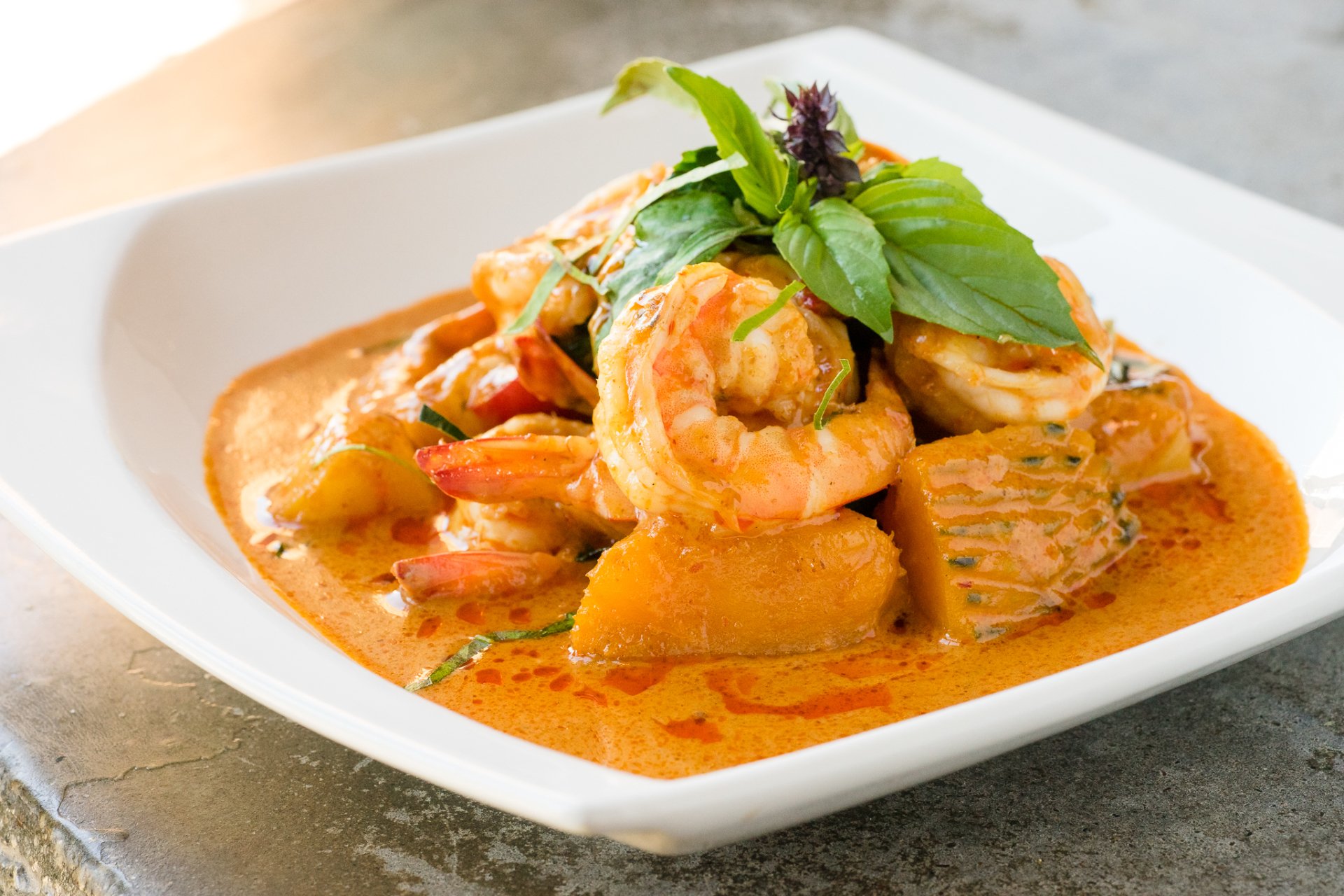 BASIL CANTEEN BANGKOK STYLE THAI