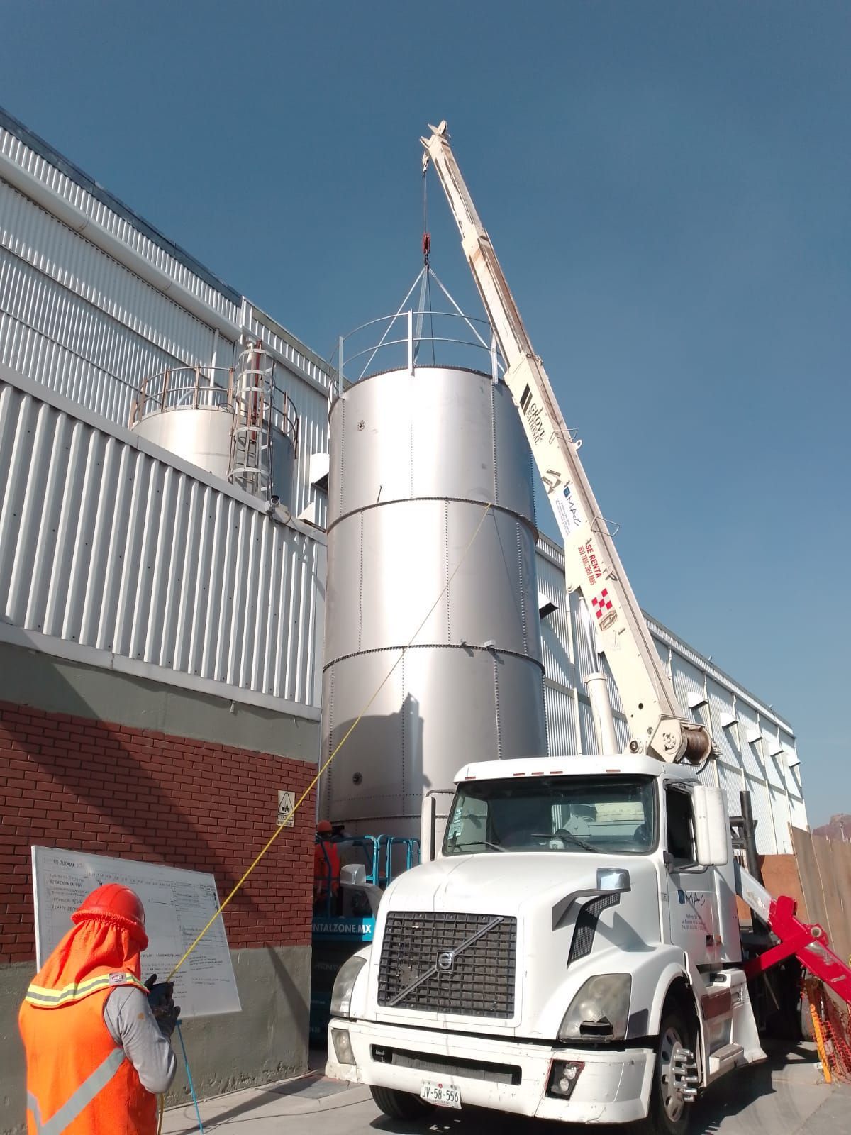 Grua Titan de 14 Ton