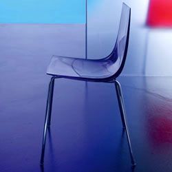 #transpatrenter Design-Stuhl #Slim,
#Fab.: Softline, stapelbar,
45 x 50 x 79 cm, #Gestell: verchromt,
Farben: #Rauchgrau, #blau,# rot.
#Ausstellungsmodelle:
#Sonderpreis: a 99,- €
#steinhauer.top