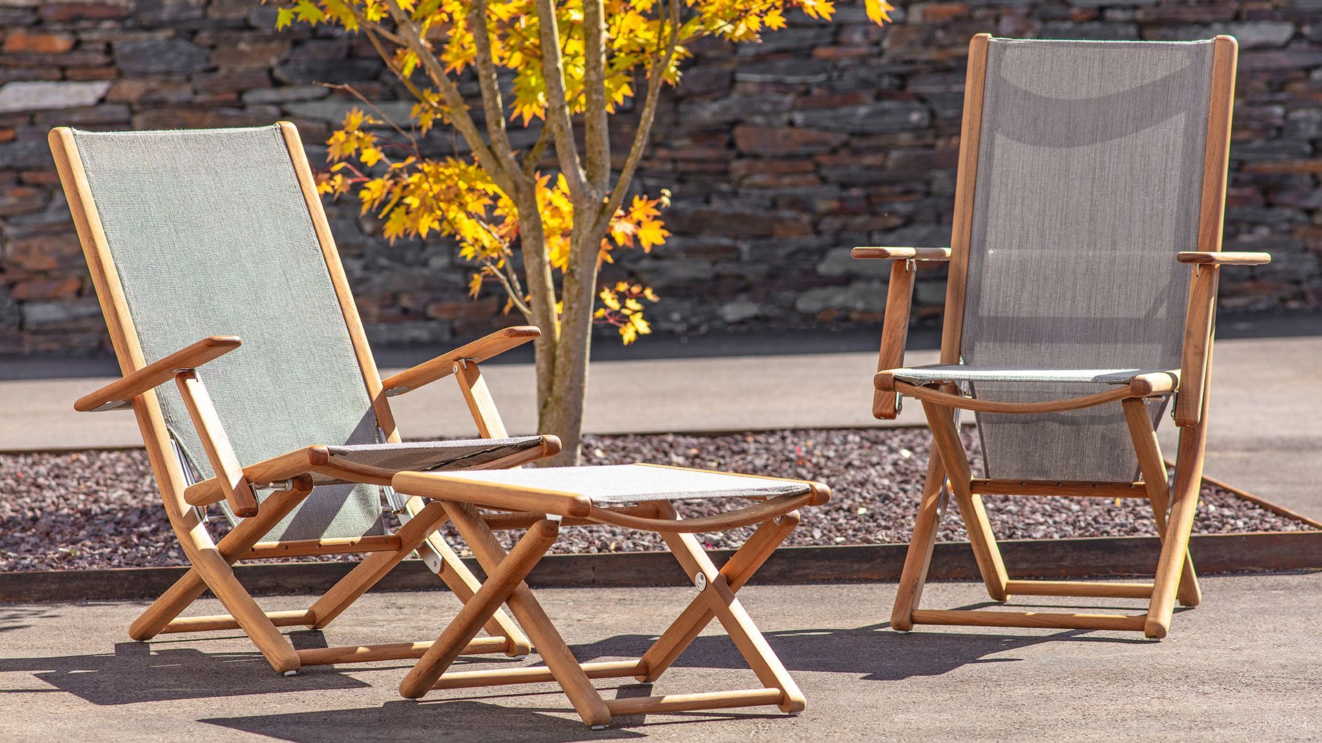 #Tennis-Ergonomic, inzwischen ein #Teak-Klassiker,
#von Fischer-Möbel,
#3-fach höhenverstellbar,
mit Hocker möglich,
#stabiles Glasfasergewebe,
Massiv Teak, roh,
zum Ölen oder grau werden lassen,
#Wir reparieren auch ältere Modelle
#www.steinhauer.top
#designmöbel,
#gartenmöbel,