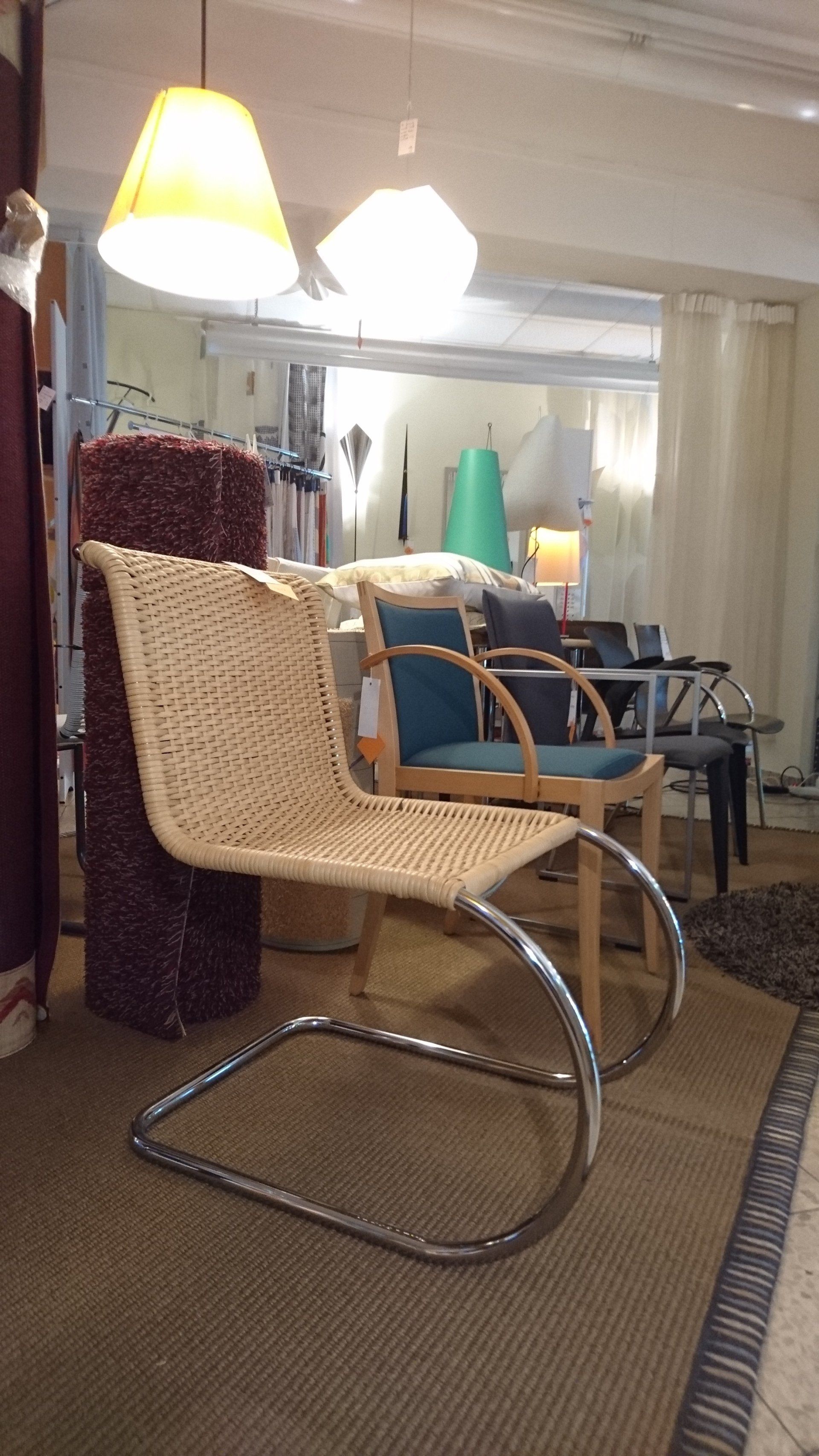 #design-sessel, #bauhaus-klassiker, #S 533R, #Mies v. d. Rohe, 
#von 1927, #thonet, #ausstellungsmodell, 
 sonderpreis: 999,- €, #www.steinhauer.top,