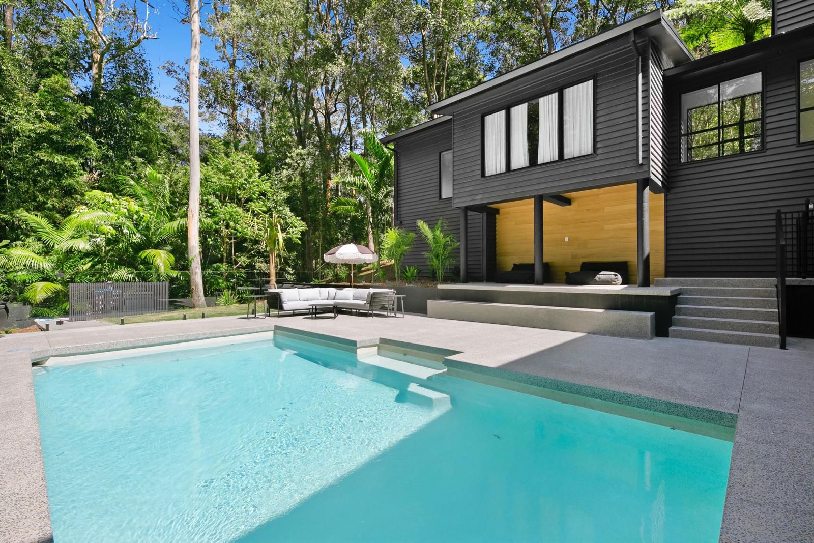 Hope Island Concrete Polishing Epoxy, Grinding, Resurfacing