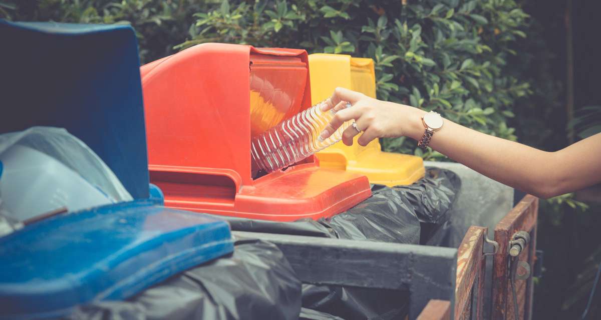 Recycling Trash Bin