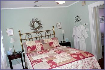 Inn Shepard's Park Bed and Breakfast in Stuart Florida for a luxurious stay in historic downtown Stuart