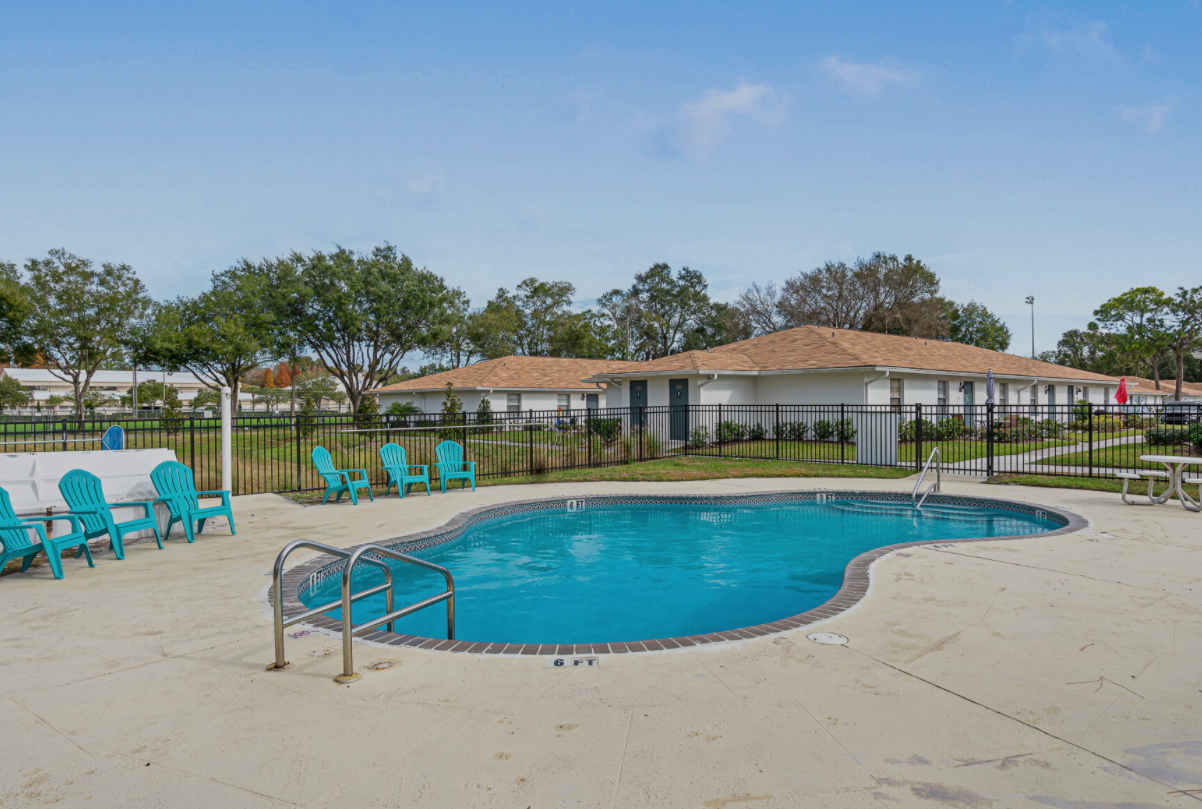 Home Topaz Retreat Apartments