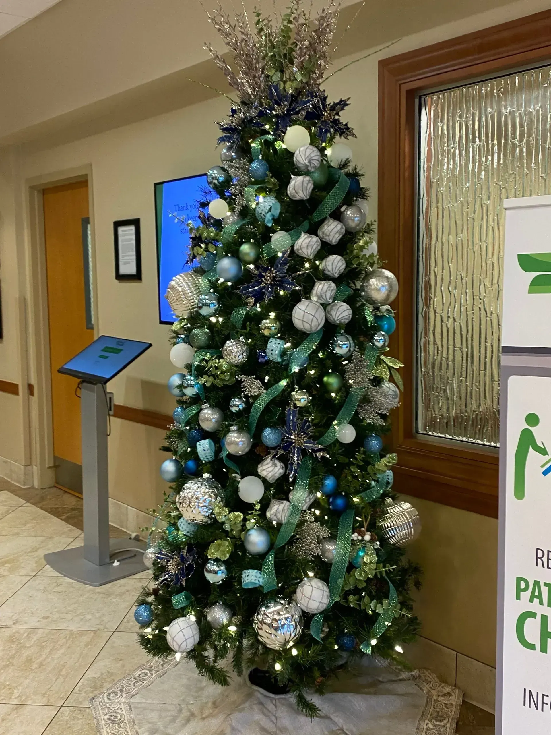 christmas tree decor
