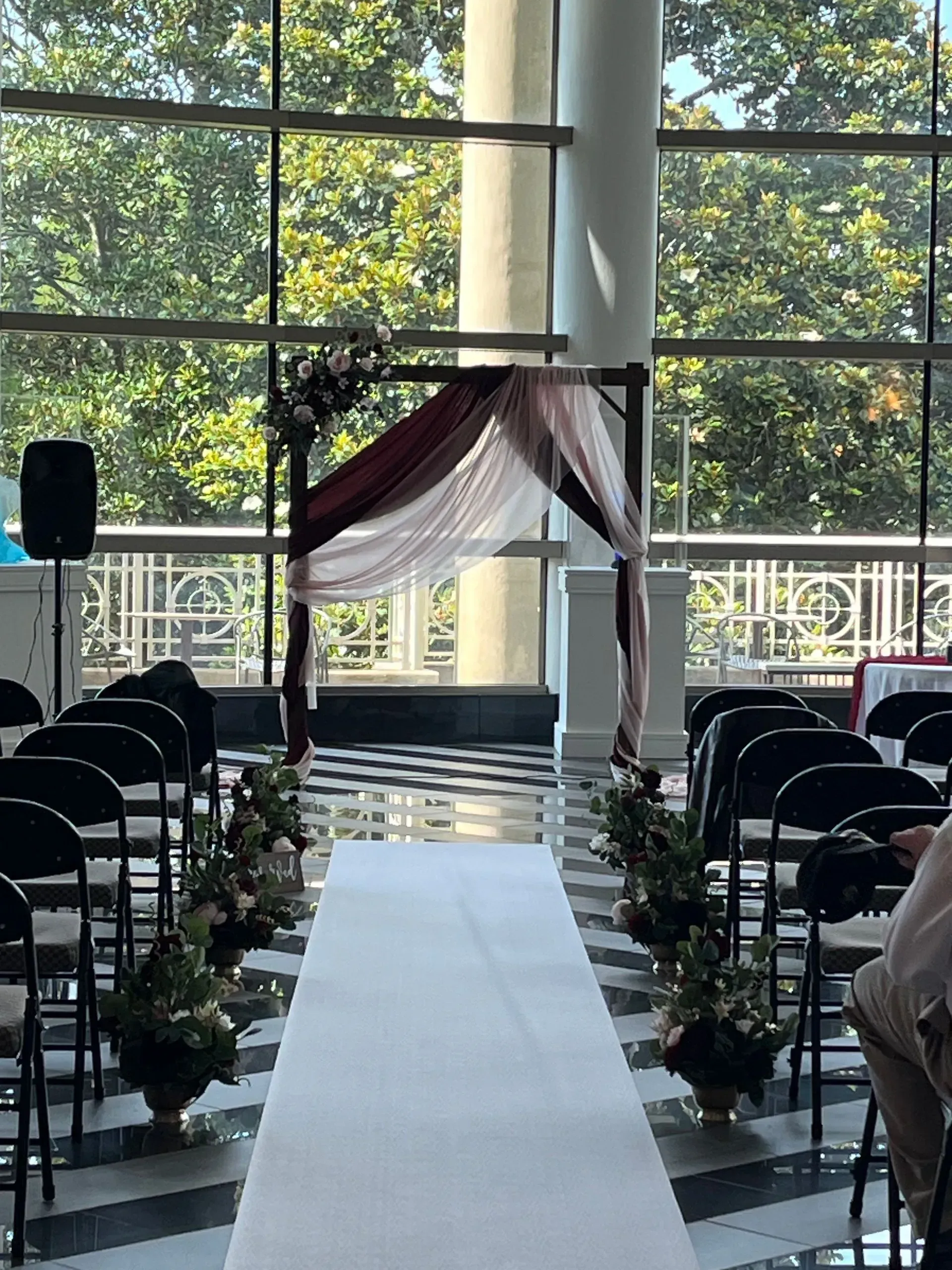 wedding ceremony flowers
