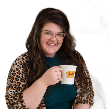 ranessa hendrix, owner of r. designs txk, llc a brand strategy and web design agency