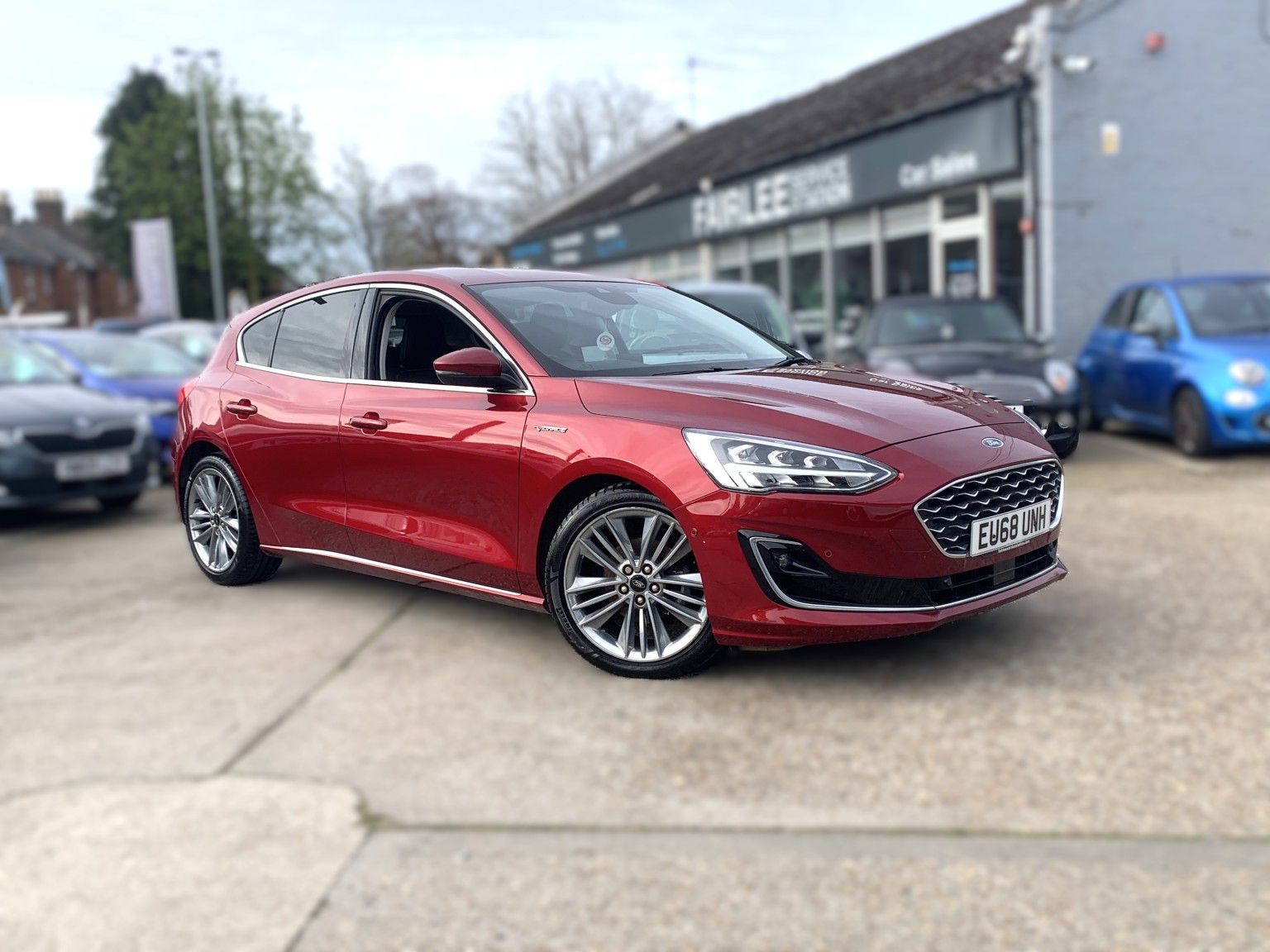 RED FORD FOCUS
Hatchback 1.0 T EcoBoost Vignale (2018)
top-of-the-range VIGNALE
VIGNALE • 1 OWNER • LOW MILES • FULL LEATHER
2018 FORD FOCUS 1.0 ECOBOOST 125 VIGNALE – 5 DOOR
1 Owner from New
A top-of-the-range Focus with luxury Vignale spec, low mileage and great performance.
Used Cars For Sale on the Isle of Wight