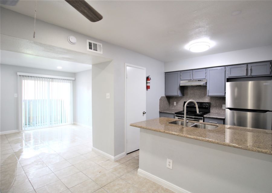 Crossings Apt