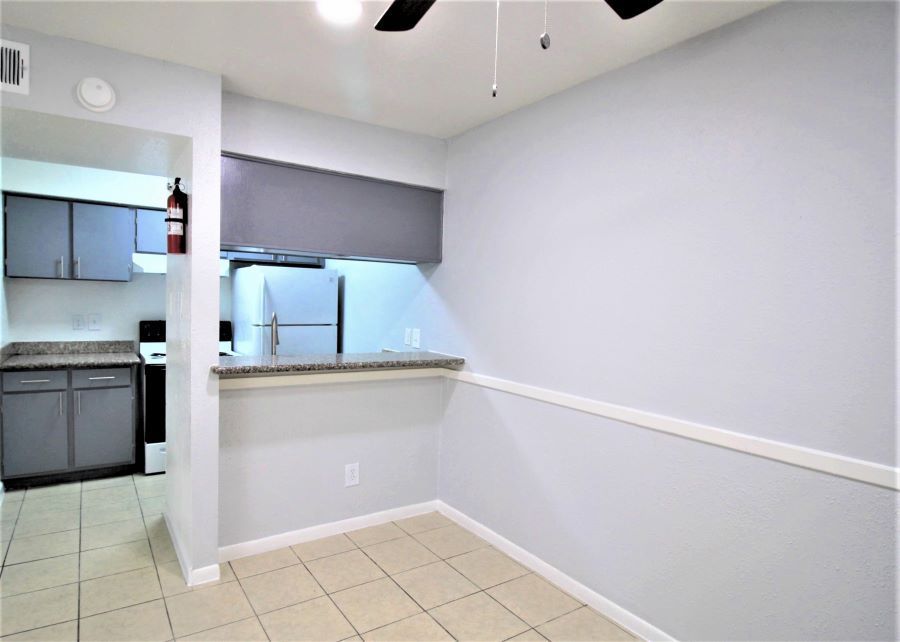 Spring Branch Apt - All Bills Paid