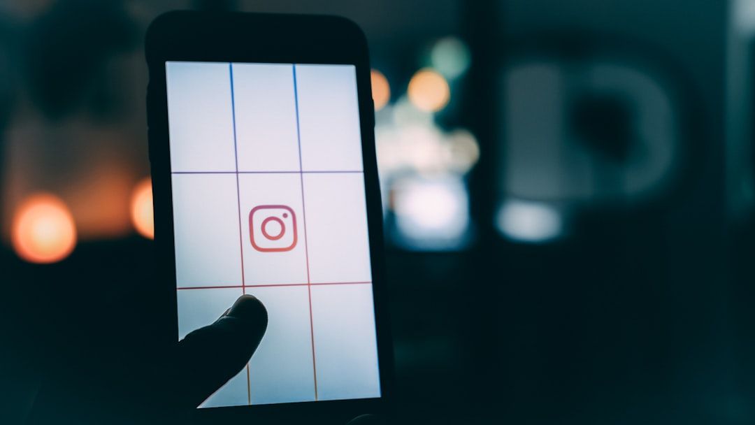 Mobile social media engagement for B2C lead generation.
