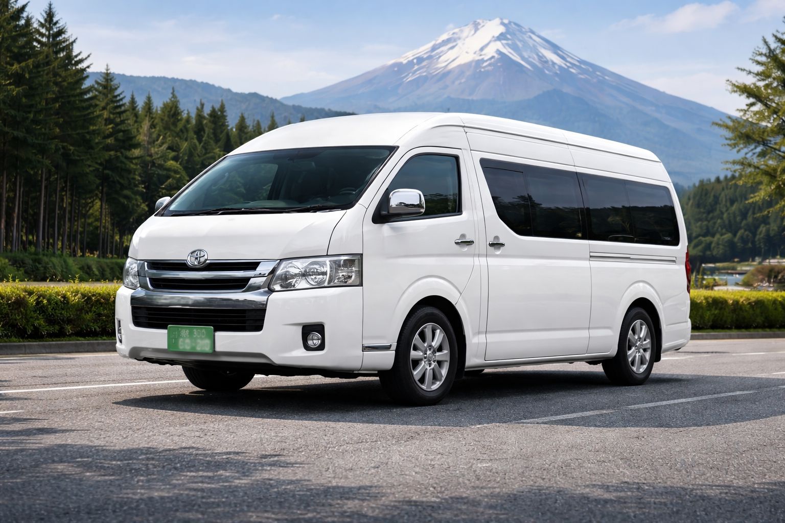Hiace Grand Cabin