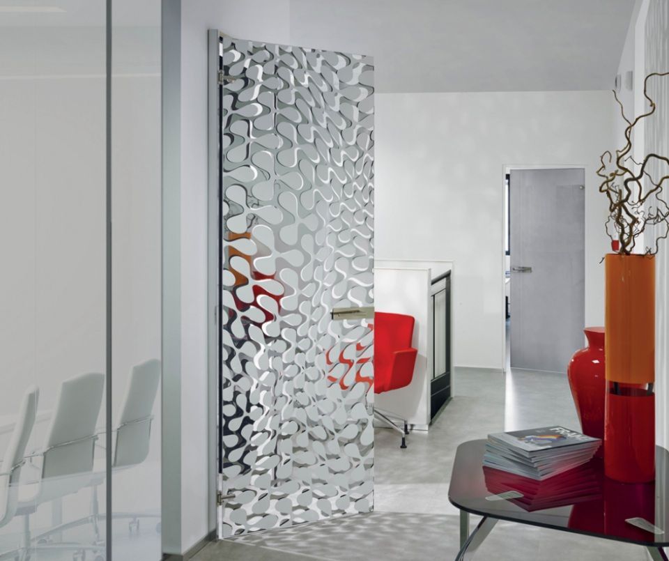 Porta di design con decorazione