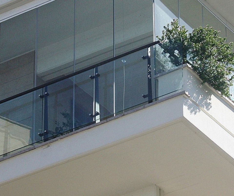 Balcone in vetro