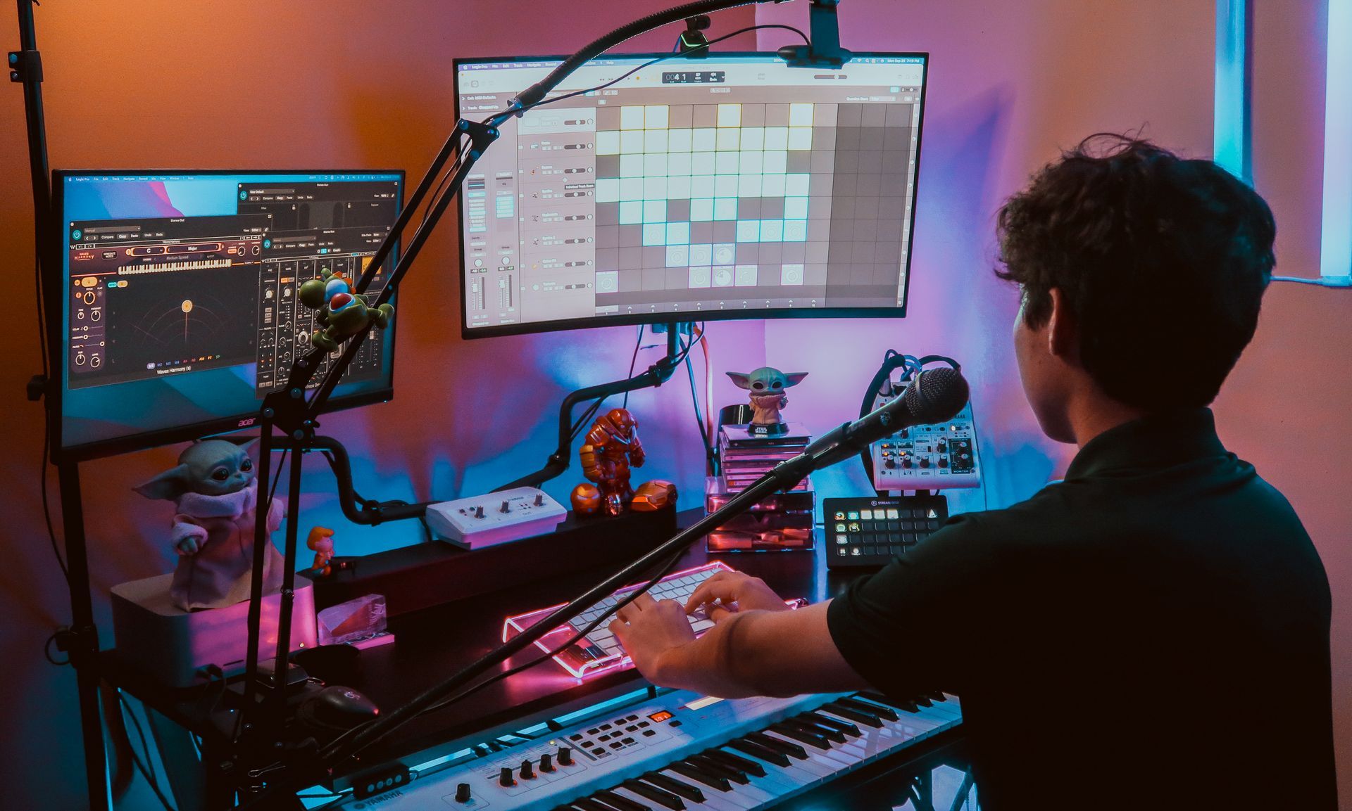 Teenage Boy Making Beats — Pearl City, HI — Hawaii Musicworks — Aiea — Kapolei — Ewa Beach — Honolulu — Wahiawa — Waipahu — Mililani
