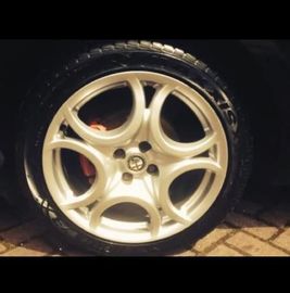 Alloy wheel clean and/or refurbishment Alloy wheel clean and/or refurbishment