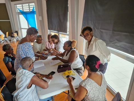 Atelier numérique pour personnes agées Atelier numérique pour personnes agées avec Solutions Vertes
