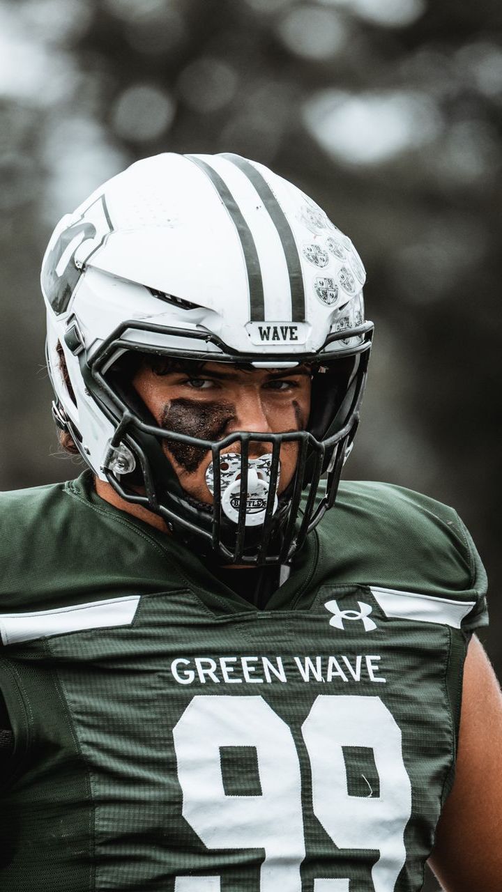 Defensive tackle.
