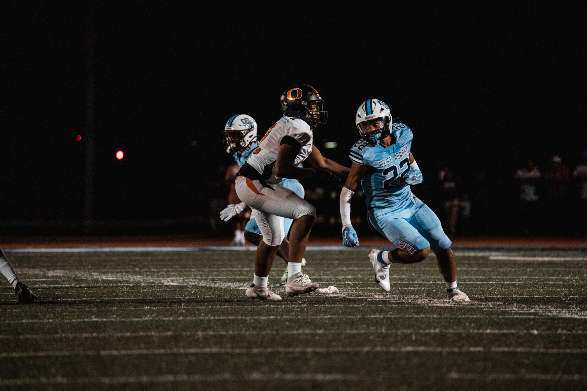 Defensive end.