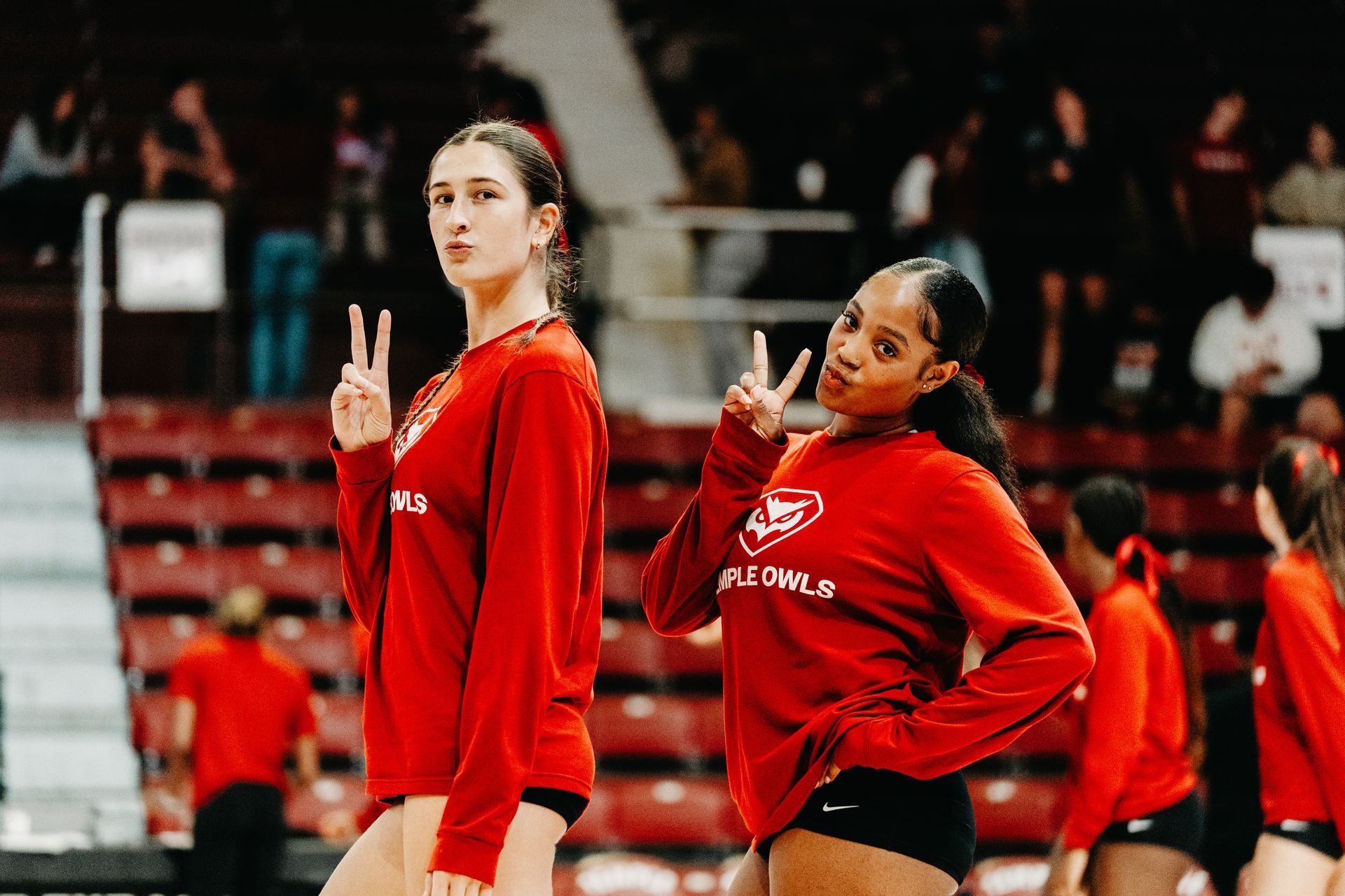 Middle blocker and right side hitter.
