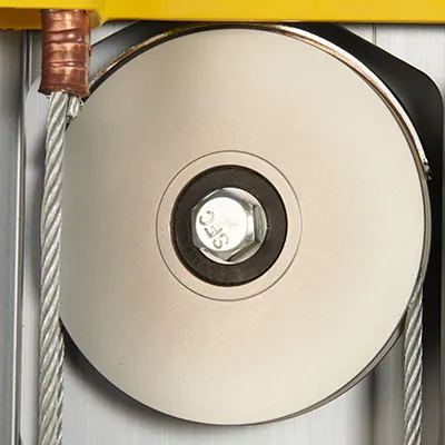 Aluminium mast pulley wheel with sealed bearing.