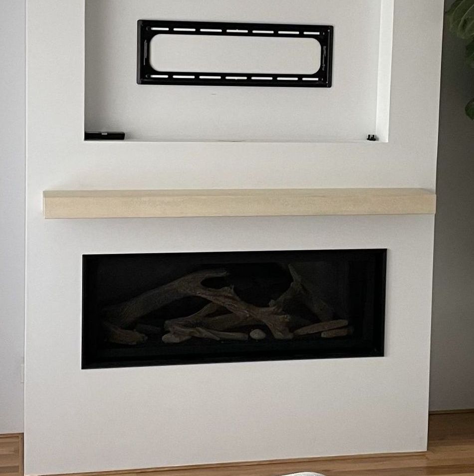 Floating Shelf above 4415 HO Gas Fireplace