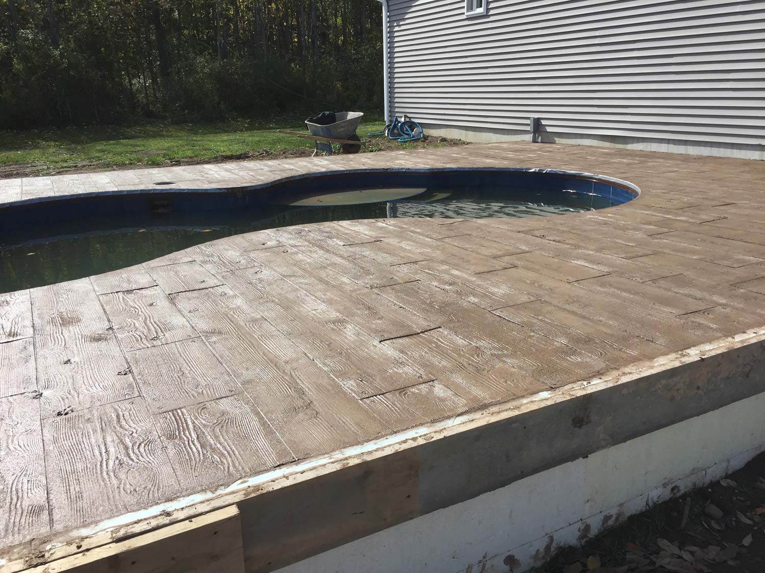 Pool Sideway

