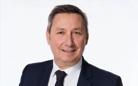 Bertrand Knipper