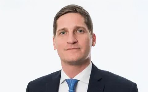 Pierre Schott