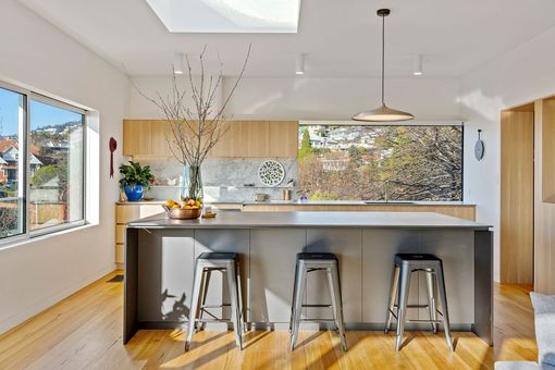 Photo showing kitchen renovation at Norfolk Crescent