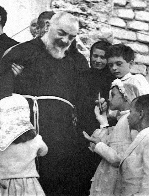 Padre Pio wanted to form Prayer Nests of children