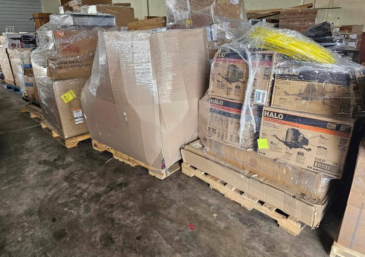 Wholesale closeouts, liquidation, overstock, store return merchandise