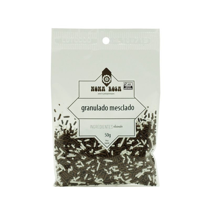 confeito granulado de chocolate preto e branco
