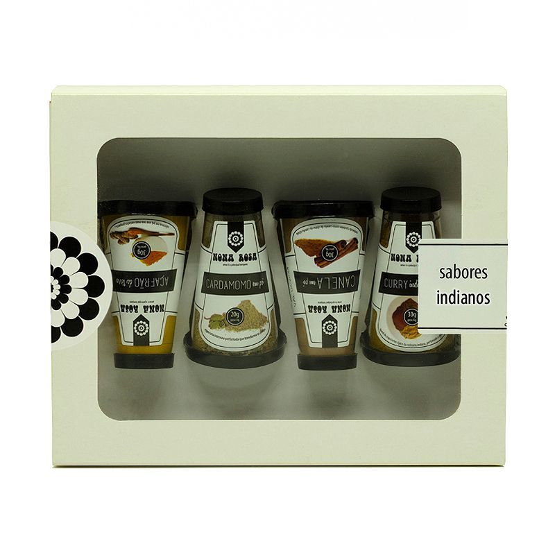 kit de sabores da culinária indiana, com especiarias e masalas típicas dessa culinária: cúrcuma, canela, cardamomo e curry.