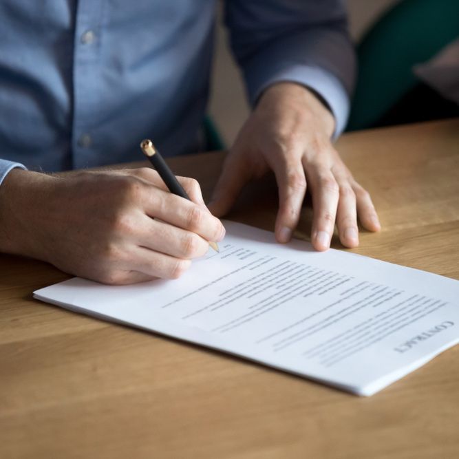Signing a Commercial Contract — Mitchell Playford & Radburn Solicitors in Casino, NSW