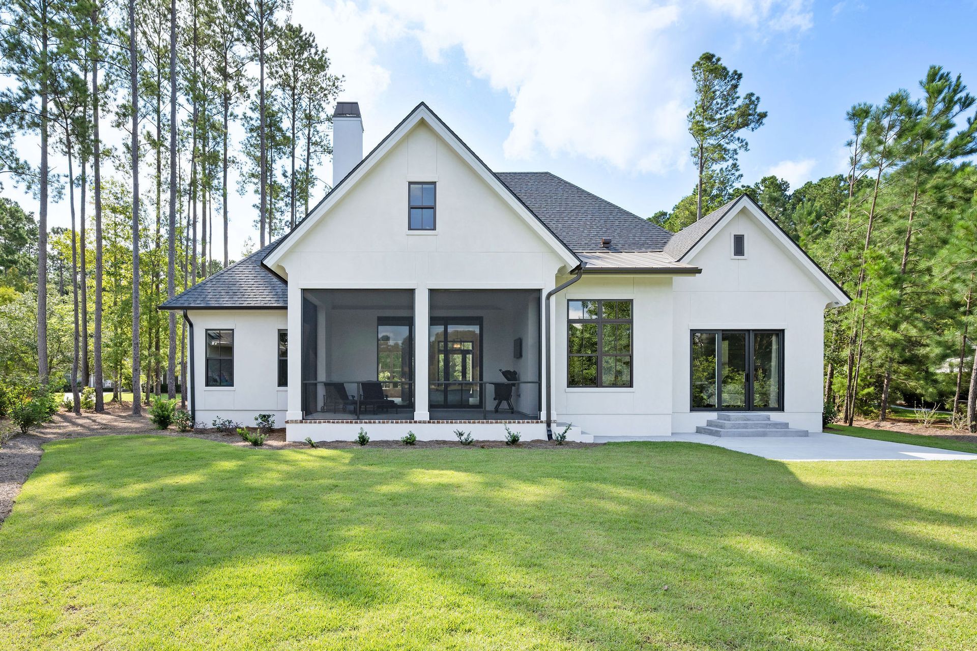 Hampton Lake Contemporary Stucco Custom Home Kendrick Design-Build Bluffton South Carolina