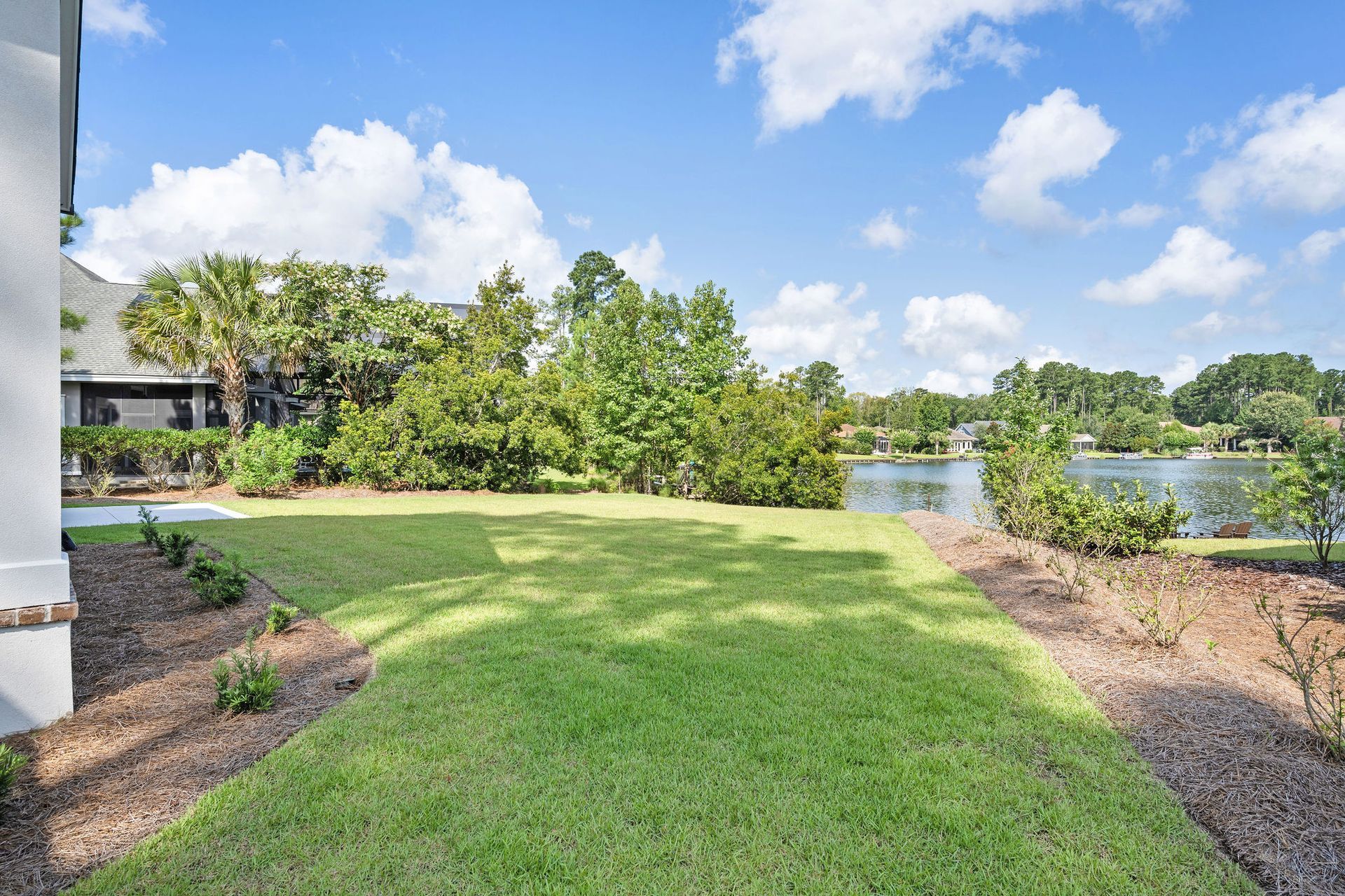 Hampton Lake Contemporary Stucco Custom Home Kendrick Design-Build Bluffton South Carolina